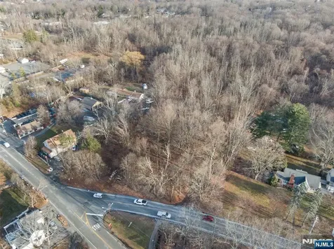 2046 Macopin West Milford NJ 07480