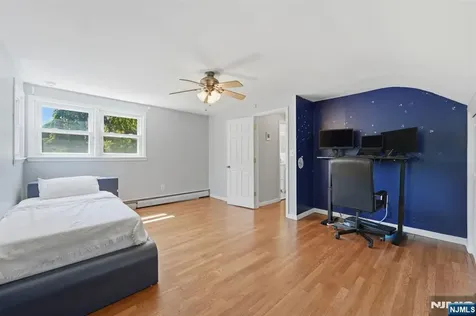 10 Happel Court Scotch Plains NJ 07076