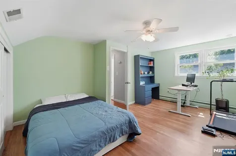 10 Happel Court Scotch Plains NJ 07076