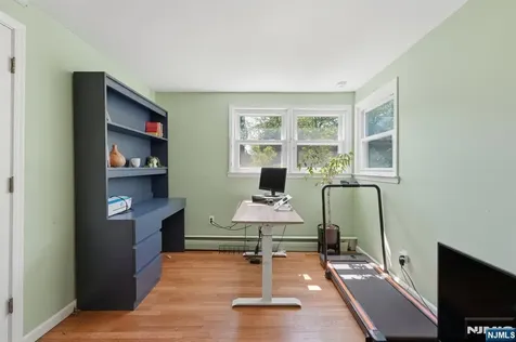 10 Happel Court Scotch Plains NJ 07076