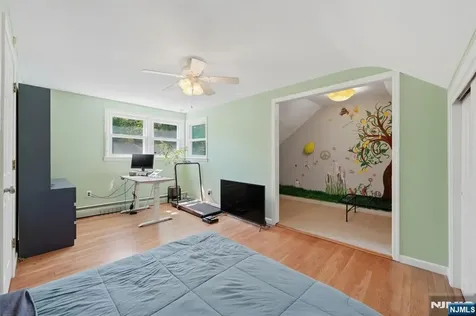10 Happel Court Scotch Plains NJ 07076