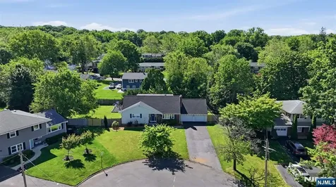 10 Happel Court Scotch Plains NJ 07076