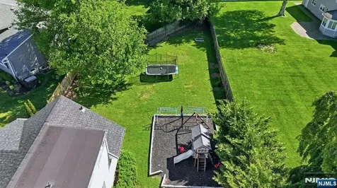 10 Happel Court Scotch Plains NJ 07076