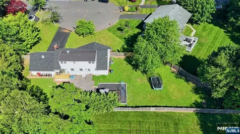 10 Happel Court Scotch Plains NJ 07076