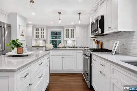 15 Afterglow Avenue Verona NJ 07044