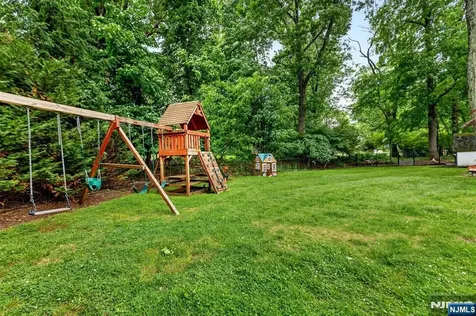 15 Afterglow Avenue Verona NJ 07044