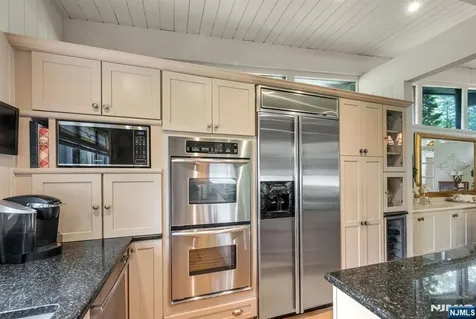 11 Kingsley Road Ringwood NJ 07456