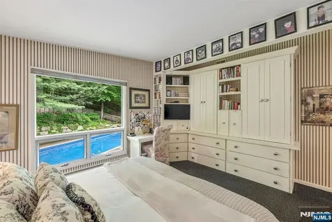 11 Kingsley Road Ringwood NJ 07456