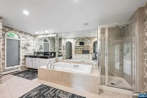 11 Kingsley Road Ringwood NJ 07456