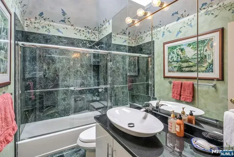 11 Kingsley Road Ringwood NJ 07456