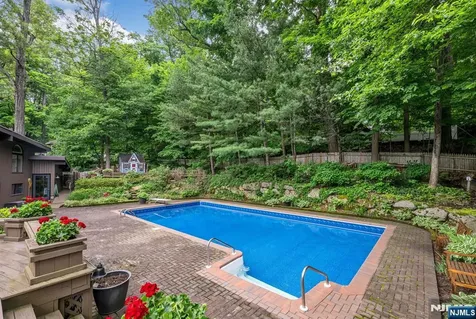 11 Kingsley Road Ringwood NJ 07456