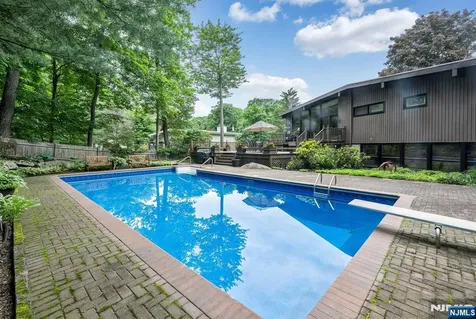 11 Kingsley Road Ringwood NJ 07456