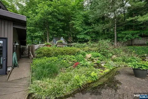 11 Kingsley Road Ringwood NJ 07456