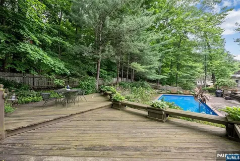 11 Kingsley Road Ringwood NJ 07456