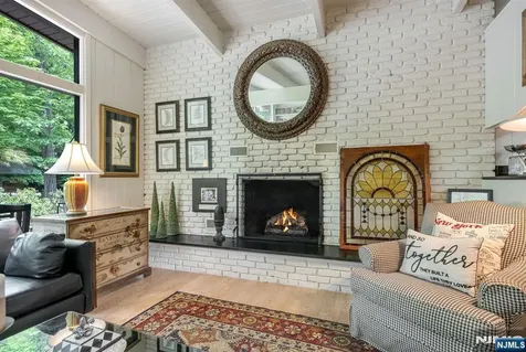 11 Kingsley Road Ringwood NJ 07456