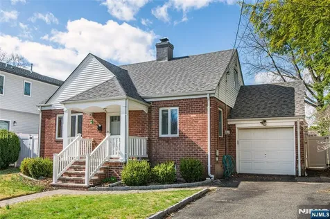 3 Vivian Court Fair Lawn NJ 07410