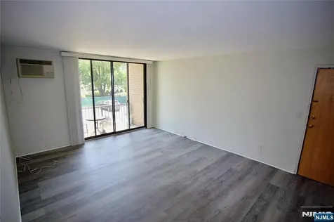460 Liberty Street Little Ferry NJ 07643