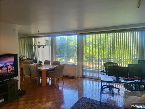 2 Horizon Fort Lee NJ 07024