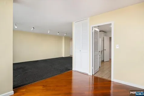 1 Claridge Drive Verona NJ 07044