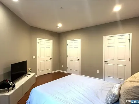 2208 Riverview Avenue Englewood NJ 07631