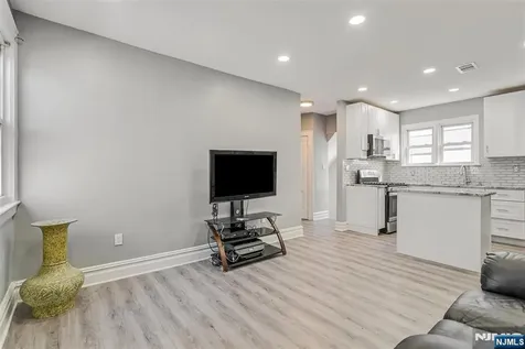113 Harrison Street Bloomfield NJ 07003