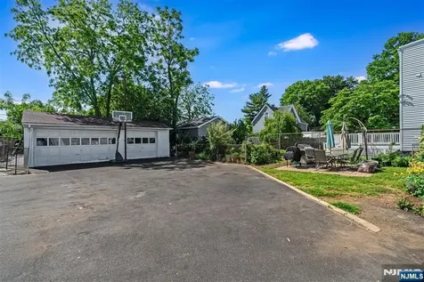 113 Harrison Street Bloomfield NJ 07003