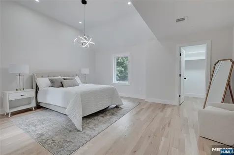 896 Union Valley Road West Milford NJ 07480