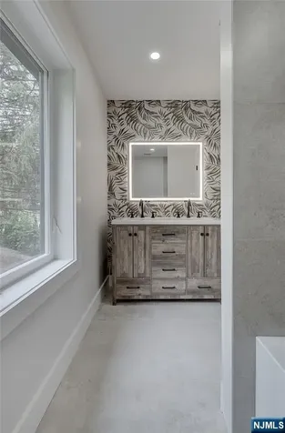 896 Union Valley Road West Milford NJ 07480
