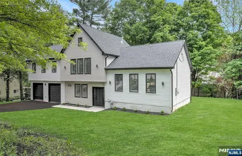 896 Union Valley Road West Milford NJ 07480