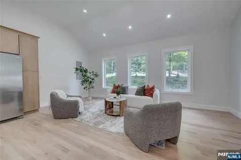 896 Union Valley Road West Milford NJ 07480