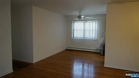 403 Anderson Fairview NJ 07022