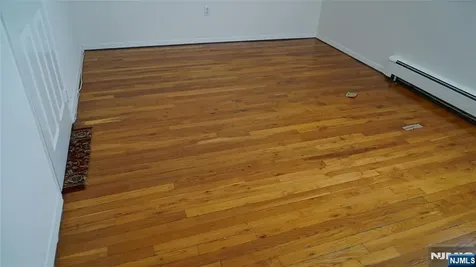 403 Anderson Fairview NJ 07022