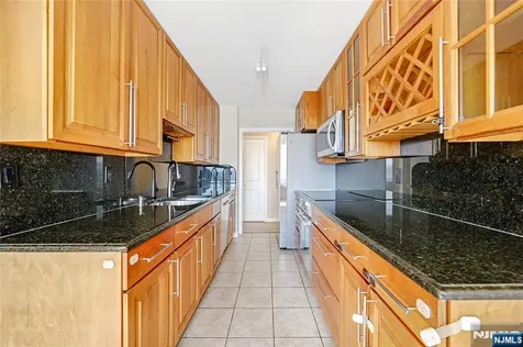 200 Winston Drive Cliffside Park NJ 07010