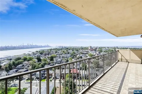 200 Winston Drive Cliffside Park NJ 07010