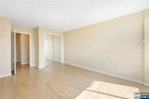 200 Winston Drive Cliffside Park NJ 07010