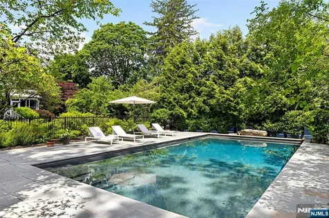 162 Union Street Montclair NJ 07042