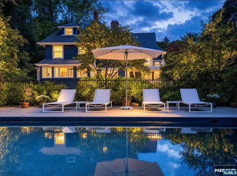 162 Union Street Montclair NJ 07042