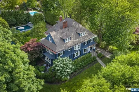 162 Union Street Montclair NJ 07042
