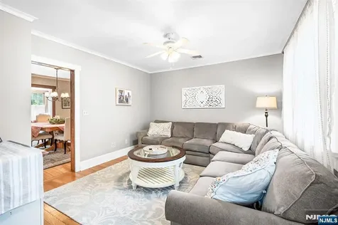 402 Enos Place Ho-ho-kus NJ 07423