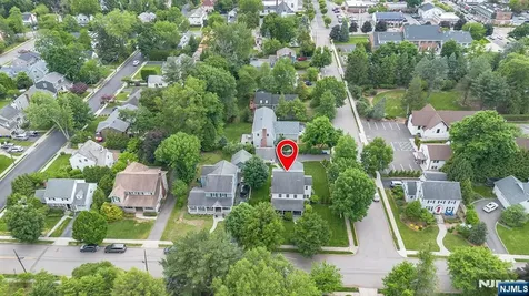 402 Enos Place Ho-ho-kus NJ 07423