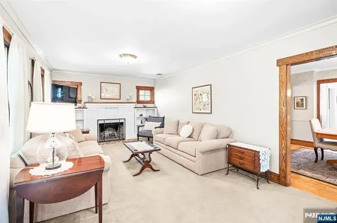 402 Enos Place Ho-ho-kus NJ 07423