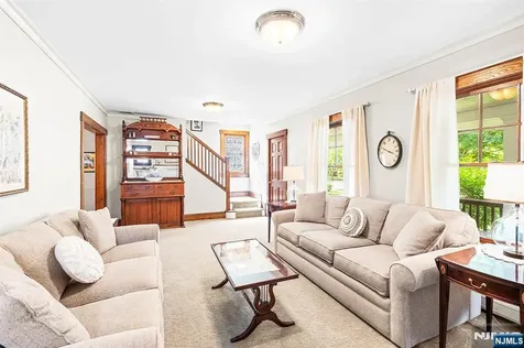 402 Enos Place Ho-ho-kus NJ 07423