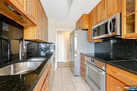 200 Winston Drive Cliffside Park NJ 07010