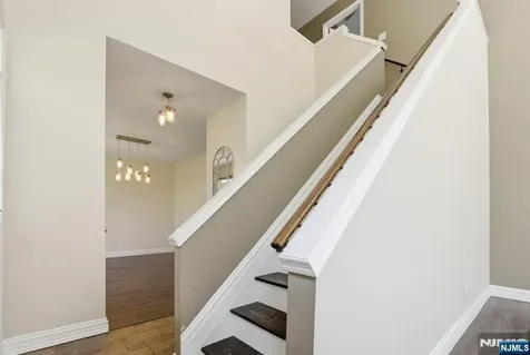 15 Aspen Court Hardyston NJ 07419