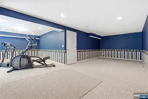 15 Aspen Court Hardyston NJ 07419