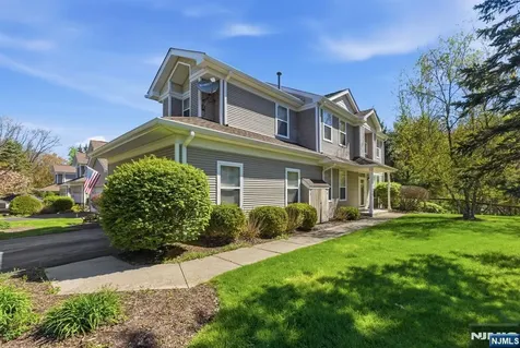 15 Aspen Court Hardyston NJ 07419