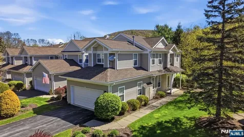 15 Aspen Court Hardyston NJ 07419