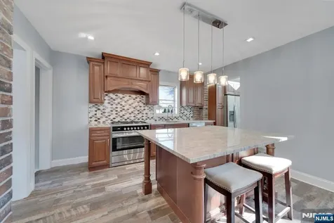 51 Cedar Nutley NJ 07110