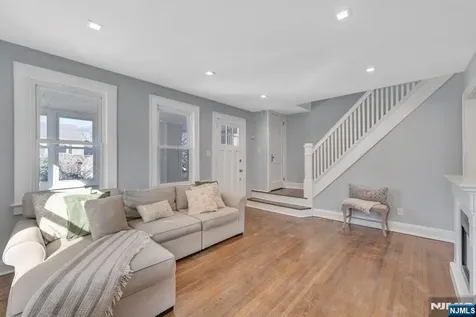 51 Cedar Nutley NJ 07110
