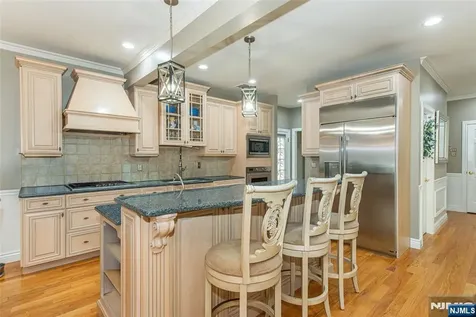 95 Highwood Avenue Englewood NJ 07631